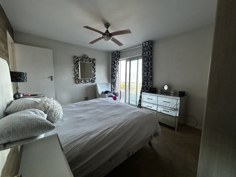 2 Bedroom Property for Sale in Beachfront Western Cape